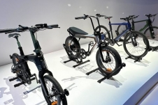 Khách hàng Việt sắp được ngắm tận mắt xe đạp điện VinFast